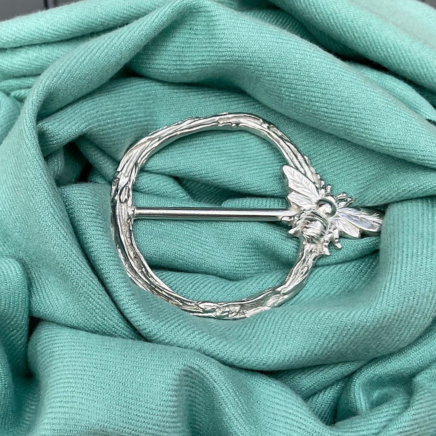Bee Scarf Ring