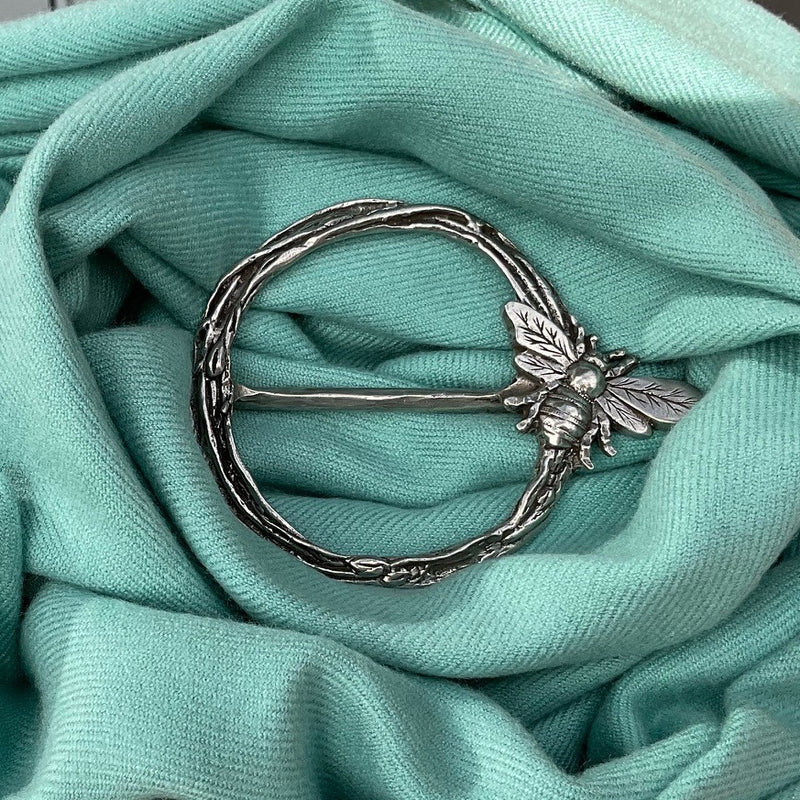 Vintage Bee Scarf Ring